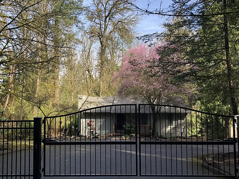 5409 SW Multnomah Blvd — Photo 1