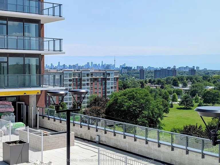 4010 Eglinton Ave W #807 — Photo 9