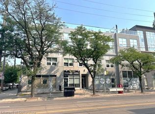 1842 Queen St E #204, Toronto, ON M4L6T3