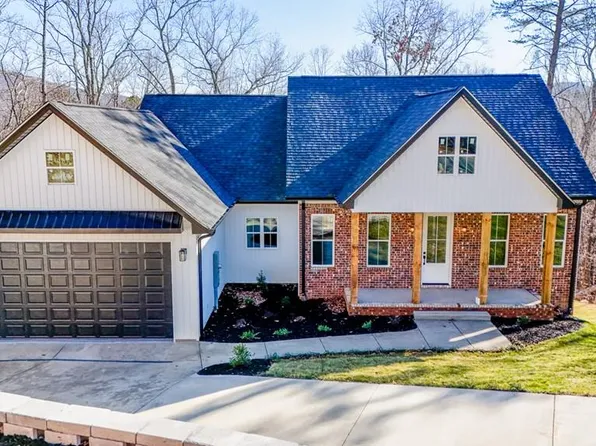 3150 Highland Cir, Rocky Face, GA 30740
