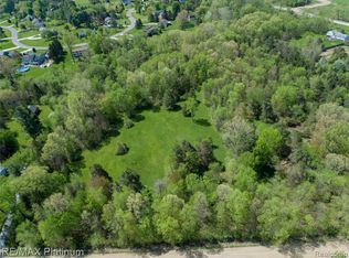 5471 Lobdell Rd PARCEL B, Fenton, MI 48430