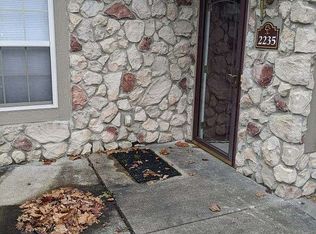 2235 William T Cir, Lancaster, OH