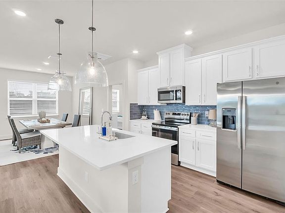 3rd image of 3784 Daybreak Run Loop