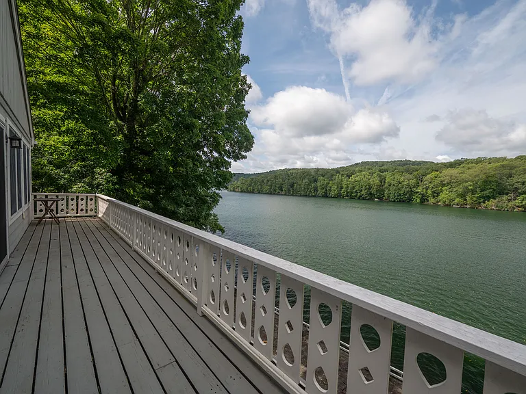 25 Terrace Dr — Photo 32