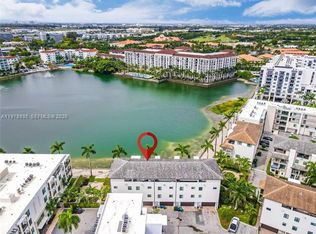4703 NW 84th Ct #Townhouse 4703, Miami, FL 33166