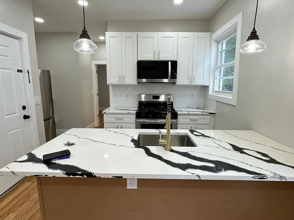 263 Pindle Ave #2A, Englewood, NJ 07631