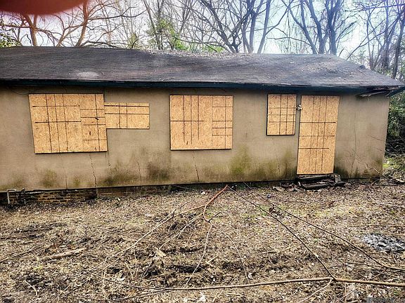 3rd image of 1954 Alabama St