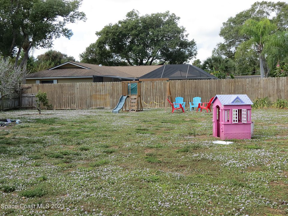 2nd image of 308 Arcadia Ave