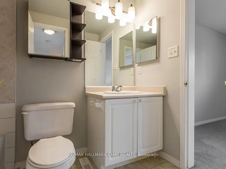 361 Dunsmore Ln — Photo 18