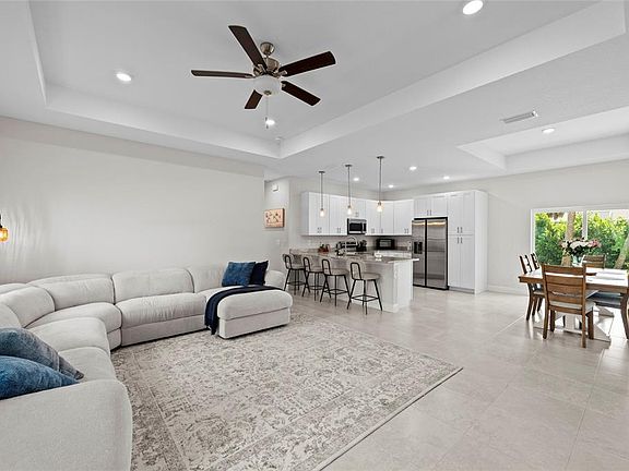 3rd image of 2422 MINCEY TERRACE
