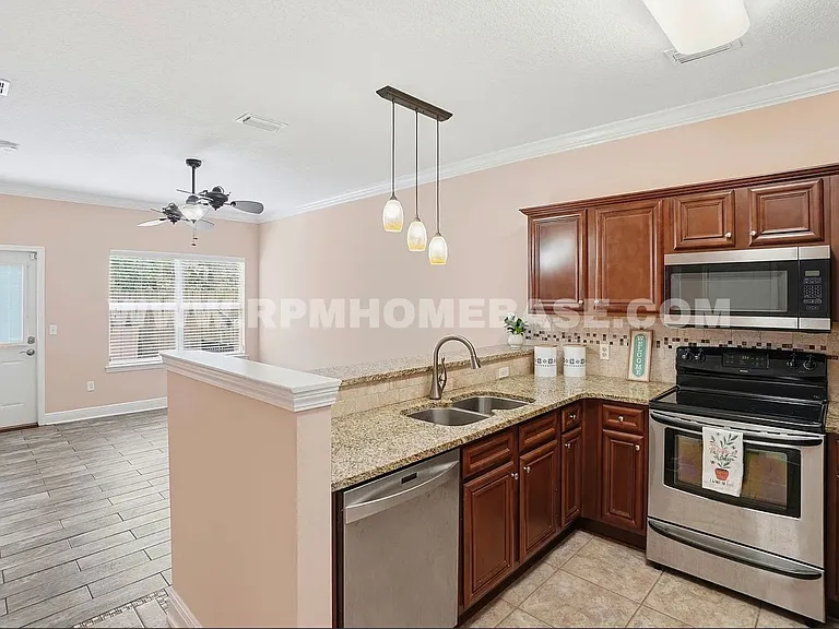 2176 Hadleigh Hills Ct — Photo 3