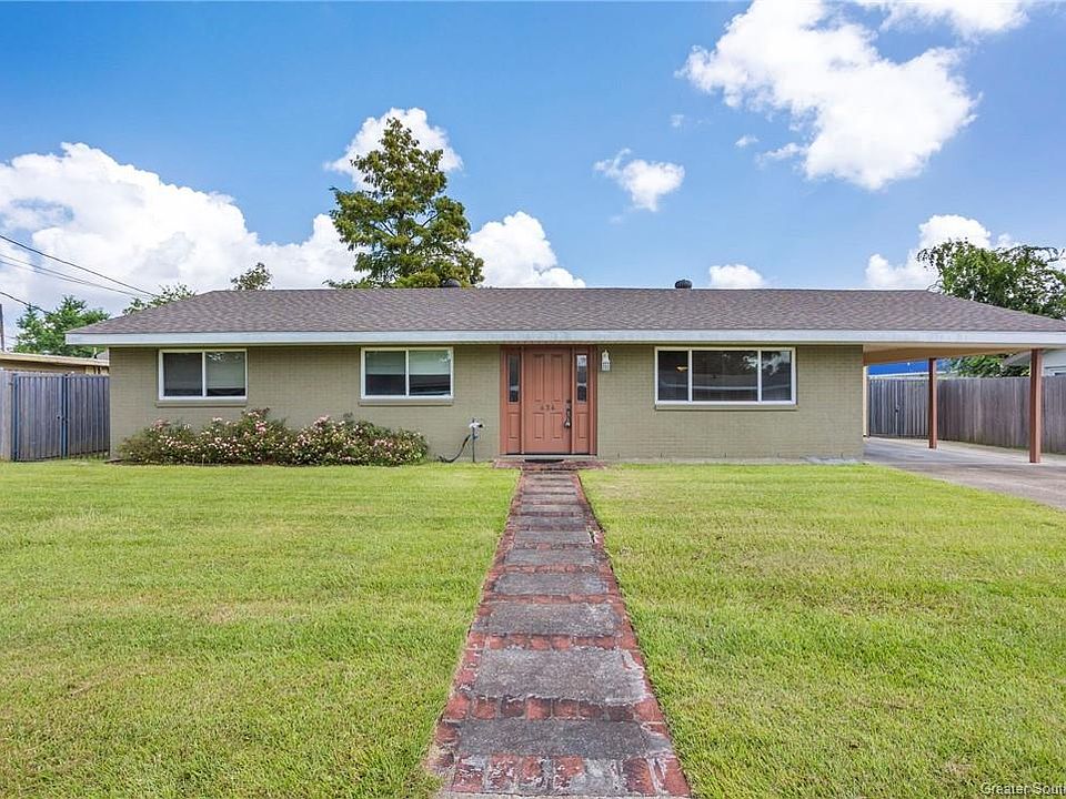 1st image of 634 Creole Ln