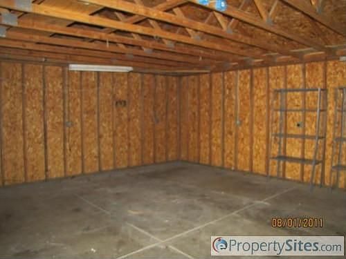 4th image of 5450 Akrich St