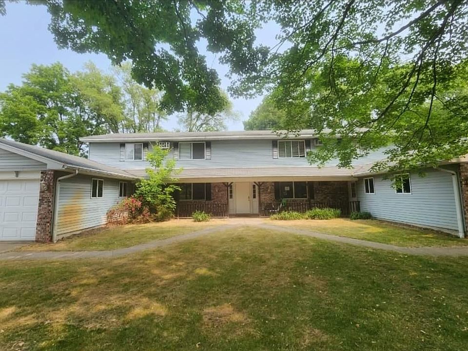 1st image of 131 Gaines St SE
