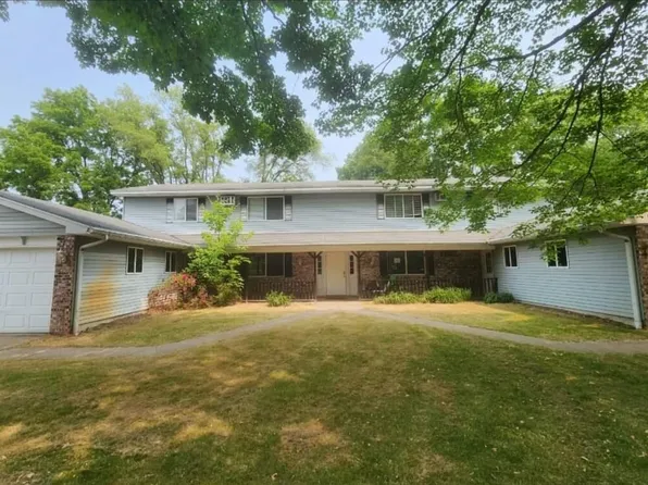 131 Gaines St SE, Grand Rapids, MI 49548