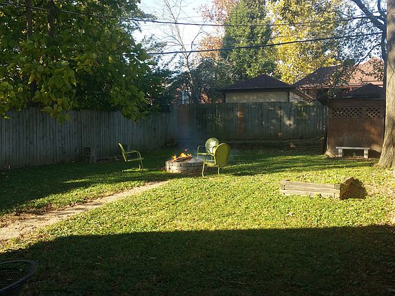 5th image of 7601 Alicia Ave