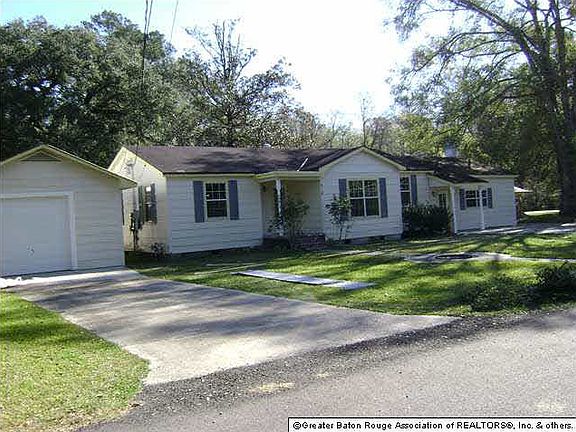 2nd image of 910 N Janice Ave
