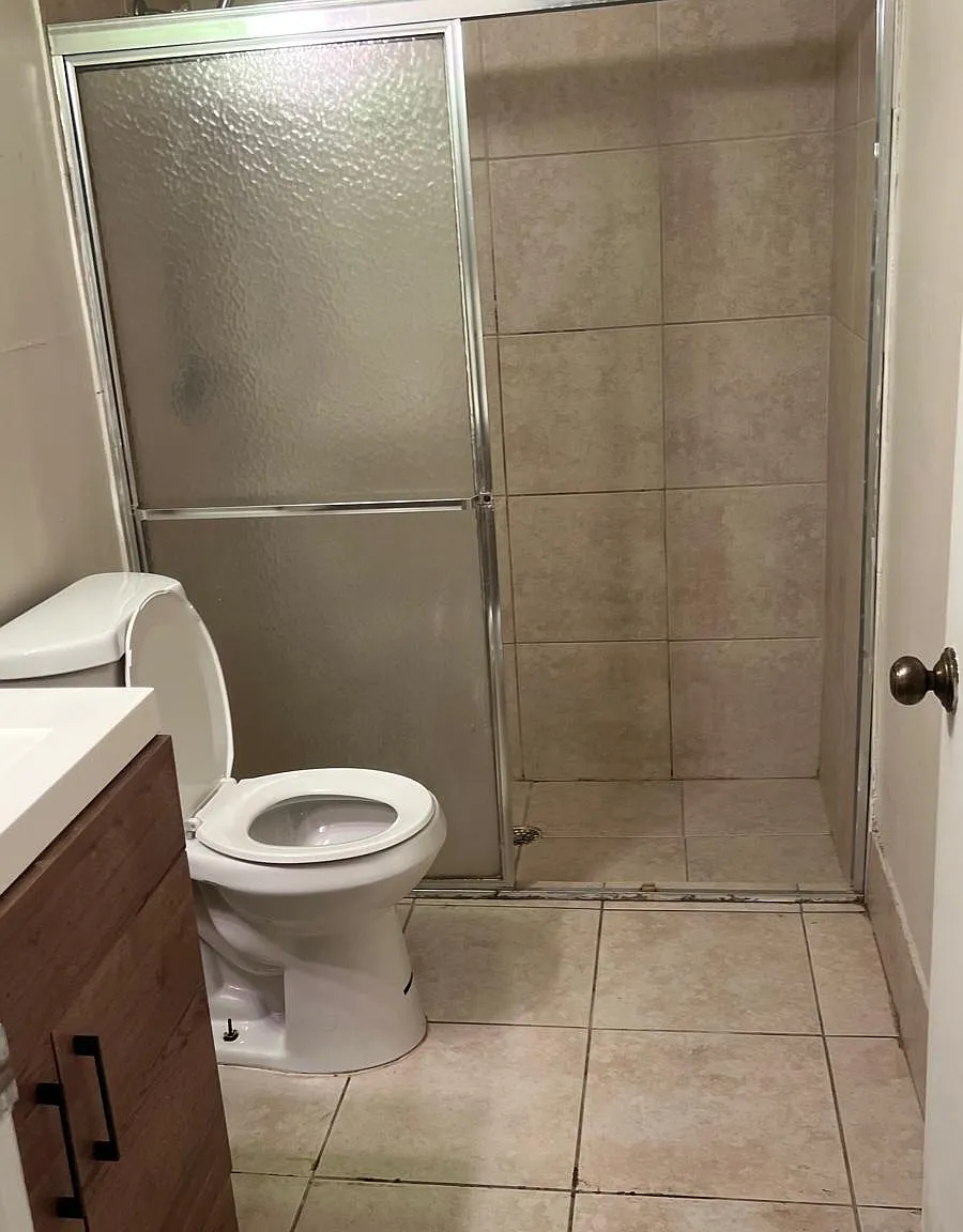 3 bed, 2.0 bath, 1195 sqft, $2,200 — Photo 1