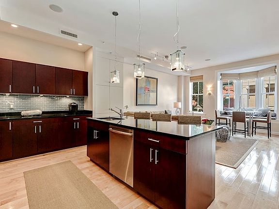 Kitchen - Living