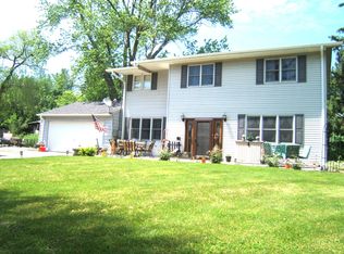 7610 Highland Ave, Burlington, WI 53105