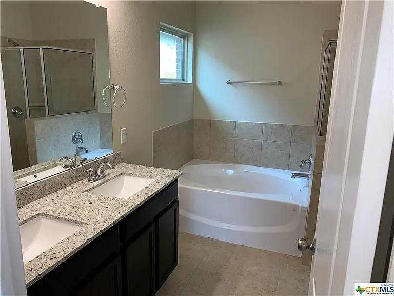 4044 Aransas Dr — Photo 14