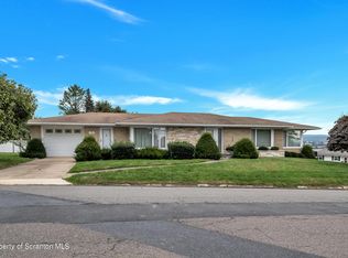 406 W Hospital St, Taylor, PA 18517