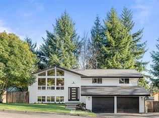 13418 98th Ave NE, Kirkland, WA 98034
