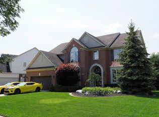 1052 Moran Dr, Rochester, MI 48307