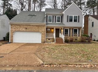 905 Edgewater Dr, Newport News, VA