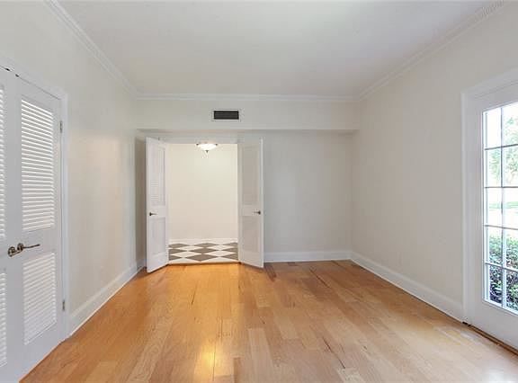 4th image of 7412 Jade St
