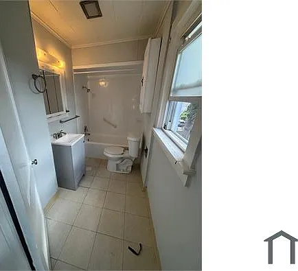 3 bed, 1138 sqft, $2,050 — Photo 4