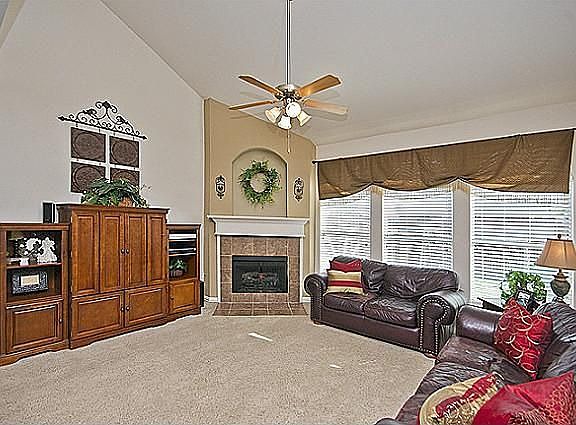 4th image of 509 Fairfield Ct