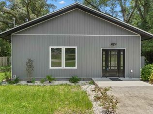 1305 W Scott St, Pensacola, FL 32501