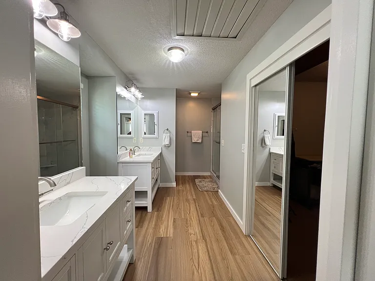 2213 E Myrtlewood Ct — Photo 33