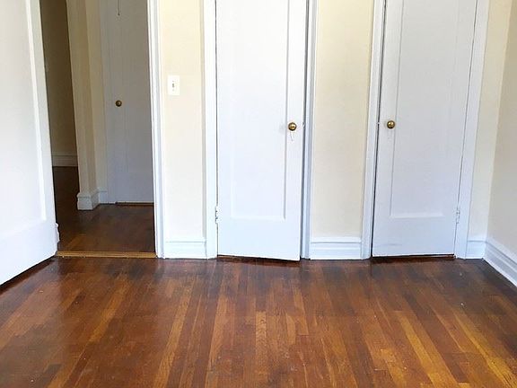 3rd image of 4317 48th St APT 4I