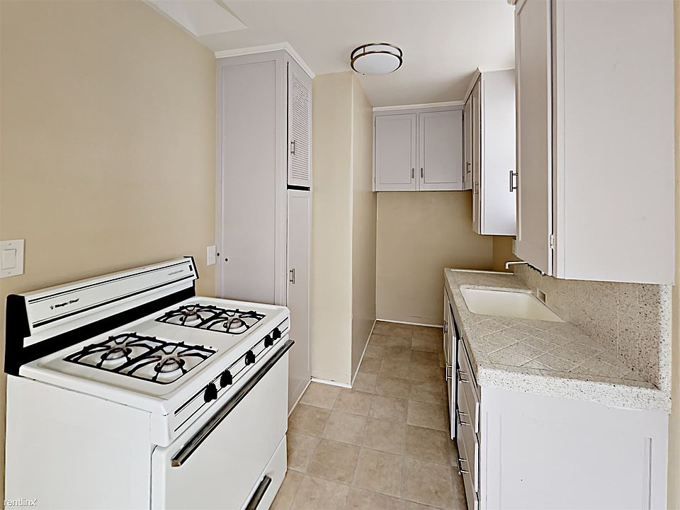 1st image of 4019 Idaho St