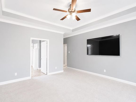 5th image of 159 Lily Dr