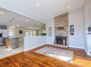 176 W Main St, Ayer, MA 01432