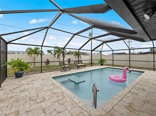 405 SW 37th Ter, Cape Coral, FL 33914