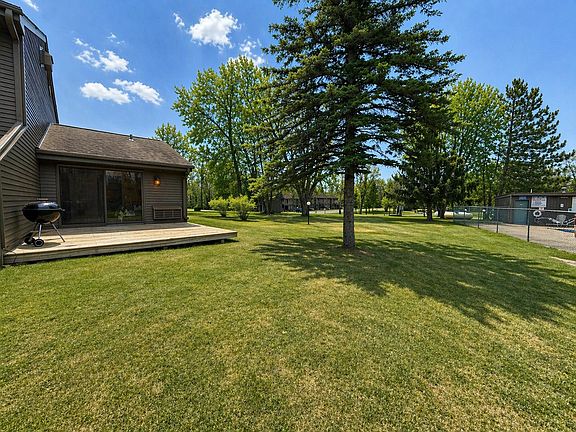 3rd image of 360 Quadna Mountain Rd