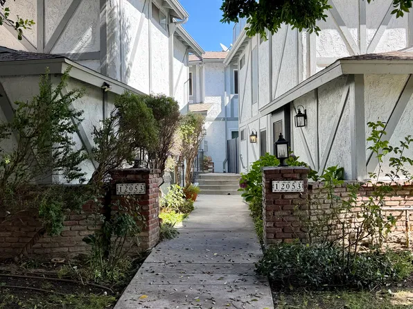 12053 Guerin St Unit 4, Studio City, CA 91604