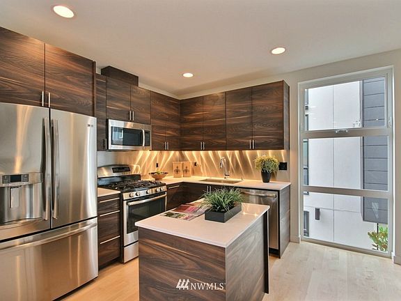 2nd image of 140 C W Florentia Street