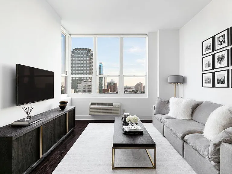 69 Bay St #8-01 — Photo 23