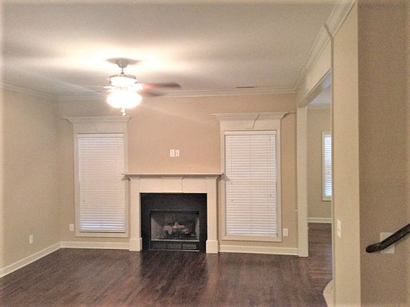 5th image of 108 Oak Knoll Ct