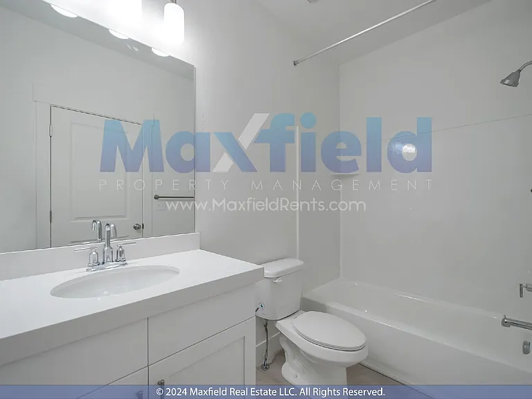 1592 N 1950 E — Photo 11