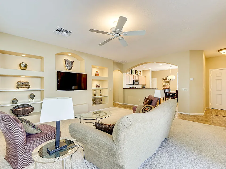 9746 E Coopers Hawk Dr #ID1546352P