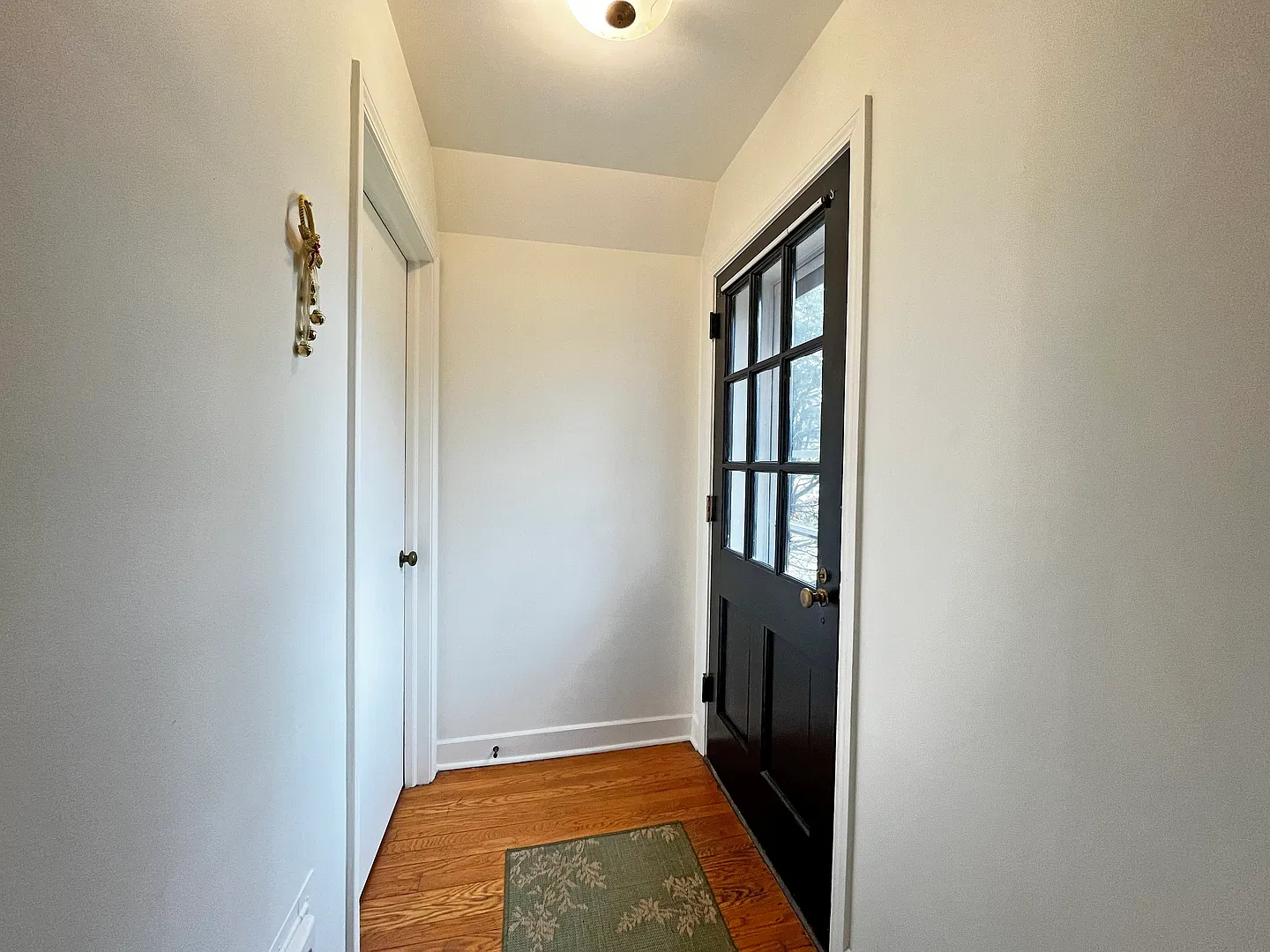 2 bed, 652 sqft, $1,950 — Photo 3