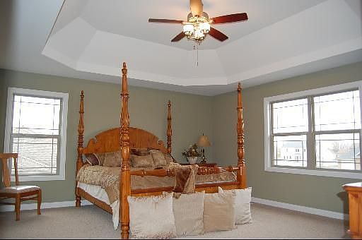 3rd image of 8542 Farmview Dr