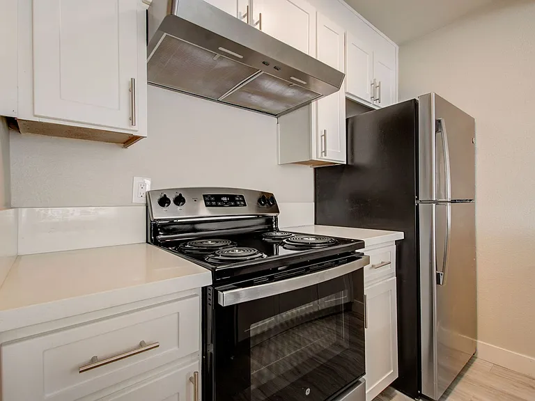The Elms Apartments at 28th St — Photo 51
