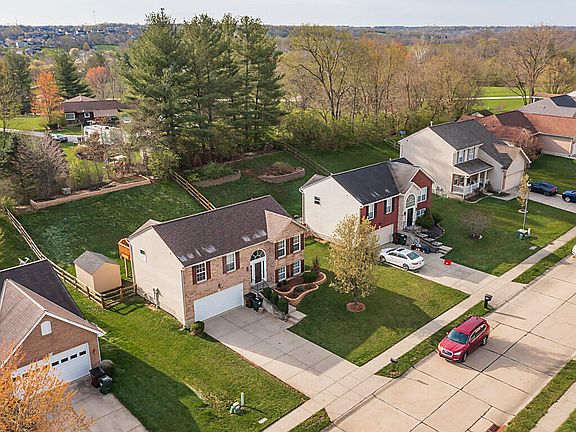 3rd image of 10193 Chestnut Oak Dr